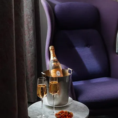 Dupond-smith 5* Paris