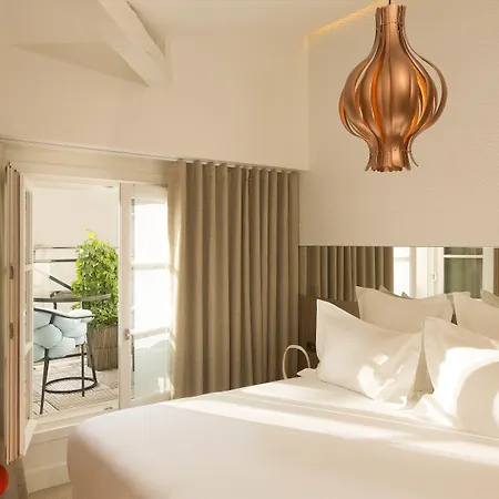 Hotel Dupond-smith 5*