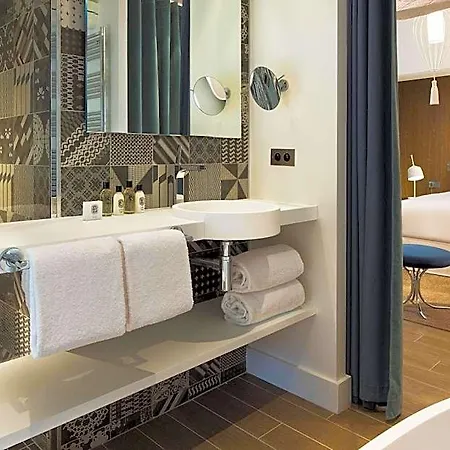 Dupond-smith 5* Paris
