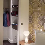 מלון Dupond-smith 5*